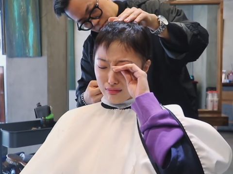 Momen Haru Beuaty Vlogger Korea Gunduli Rambutnya Karena Kanker 