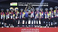 Momen para pemain China usai menjuarai Sudirman Cup 2019.