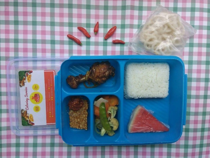 Bisnis katering sahur