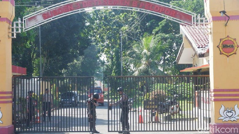 Siapa Penembak Misterius yang Serang Mako Brimob Purwokerto? Siapa Penembak Misterius yang Serang Mako Brimob Purwokerto?