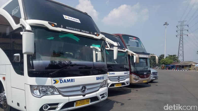 Cek Terminal Kampung Rambutan, Menhub Temukan Bus Tak Laik Jalan Cek Terminal Kampung Rambutan, Menhub Temukan Bus Tak Laik Jalan