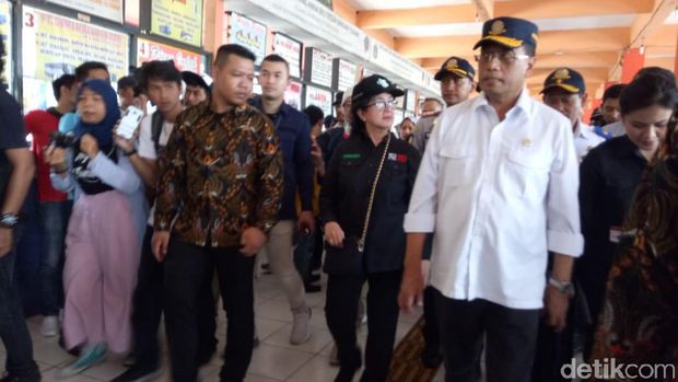 Cek Terminal Kampung Rambutan, Menhub Temukan Bis Tak Laik Jalan