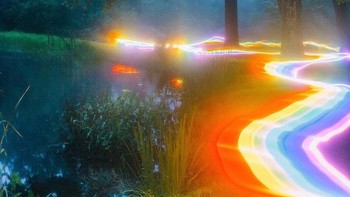 Sejauh ini, sebagian besar foto yang diambil dalam seri Rainbow Road berlokasi di Connecticut. Namun, Daniel baru-baru ini juga melakukan perjalanan ke Guatemala dan melakukan pemotretan untuk seri yang sama di sana. Foto: Daniel Mercandante via Brainberries