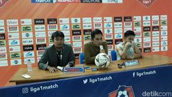 Ditahan Imbang Semen Padang, PSS Kurang Oke di Babak Pertama Ditahan Imbang Semen Padang, PSS Kurang Oke di Babak Pertama