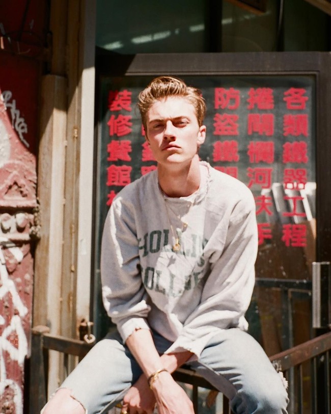 Saat mengumumkan akan memiliki anak dari Stormi, publik dibuat tak percaya karena usianya masih terhitung sebagai remaja. Ia dan Stormi pun memiliki beda usia yang cukup jauh sekitar tujuh tahun. Foto: dok. Instagram