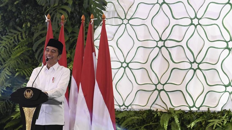 Godok Kabinet Baru, Jokowi: Tak Bicara Parpol dan Nonparpol Godok Kabinet Baru, Jokowi: Tak Bicara Parpol dan Nonparpol