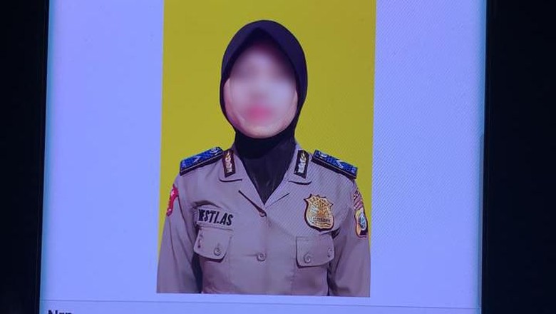Perempuan Asal Malut yang Terindikasi Radikal Adalah Polwan Perempuan Asal Malut yang Terindikasi Radikal Adalah Polwan