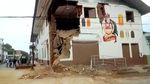 Potret Longsor dan Kerusakan Gedung Akibat Gempa M 8 di Peru