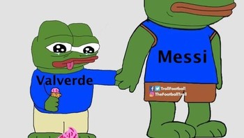 Saking jagonya, mungkin Messi lebih berperan besar ketimbang pelatih Barcelona, Ernesto Valverde. Foto: Twitter/TrollFootball
