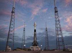 Potret Peluncuran 60 Satelit Internet Starlink Milik SpaceX