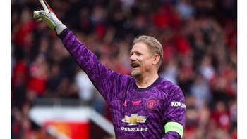 Sangat senang kembali ke lapangan Old Trafford, tulis Peter Schmeichel. Foto: istimewa