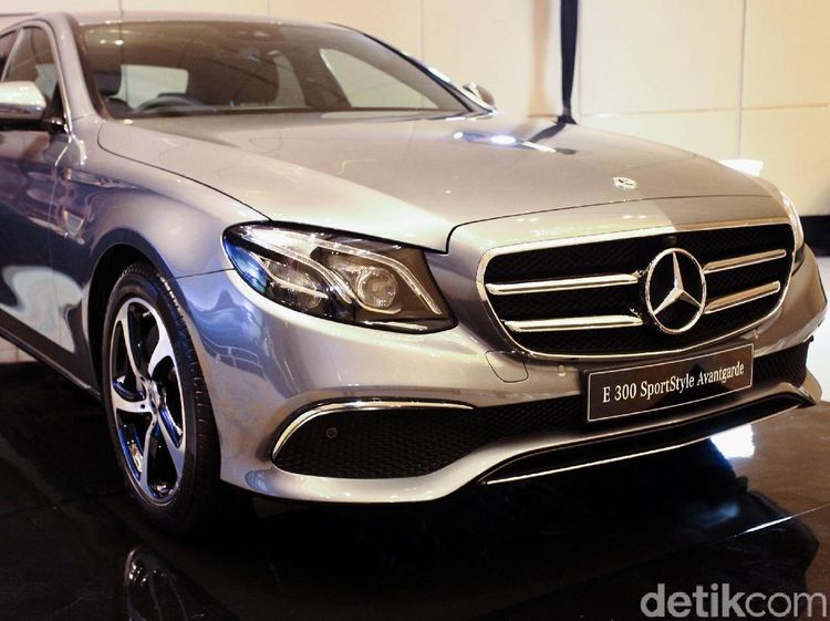 Punya Daleman Baru Mercedes-Benz Resmi Kenalkan E-Class