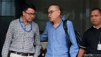 Johannes Budisutrisno Kotjo diperiksa sebagai saksi dalam kasus dugaan suap PLTU Riau-1 untuk tersangka Dirut nonaktif PLN Sofyan Basir.