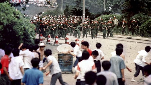 Media China Ibaratkan Kasus Tiananmen sebagai Vaksinasi