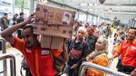 Mudik Lebih Awal di Stasiun Senen