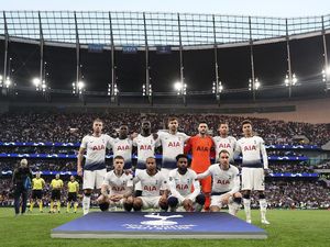 UEFA Kabulkan Permintaan Pochettino untuk Foto Satu Tim Sebelum Kick-off