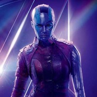 Aktris Karen Gillan dipercaya memerankan karakter berperawakan unik itu. Demi menjadi Nebula, wanita 31 tahun ini harus rela mencukur habis rambut panjangnya yang berwarna merah dan indah. Foto: Istimewa