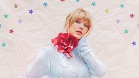 Taylor pun tak ingin menjawabnya, karena ia menganggap kaum pria tak akan ditanya hal itu. Dok. Instagram/taylorswift