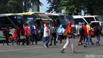 Pemudik Mulai Padati Terminal Kampung Rambutan