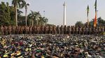 Anies Pimpin Pemusnahan Ribuan Miras di Monas