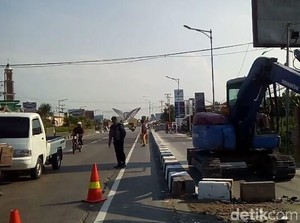 Pantura Kudus Ramai, Pembatas Lajur di depan SPBU Tanggulangin Dibongkar