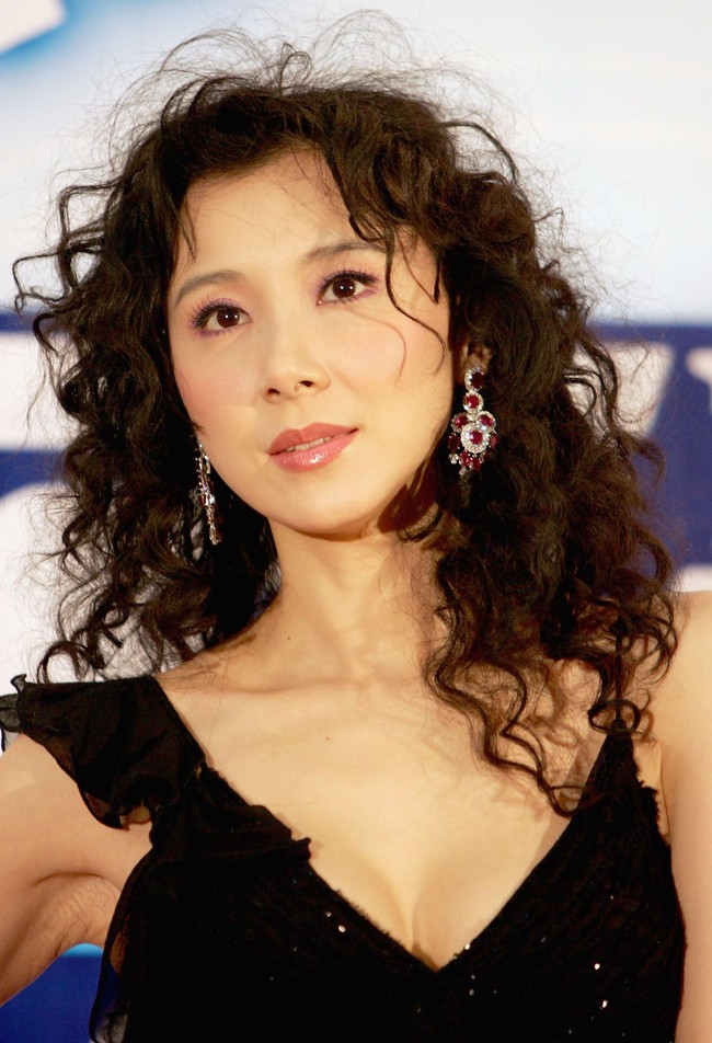 Penampilan awet muda Stephanie tentu tak lepas dari gaya hidup sehat. Ia mengungkap rutin olahraga dan seorang vegetarian. Ia mengaku sudah berlatih yoga selama 10 tahun yang membantunya mempertahankan jiwa yang muda. Foto: Getty Images