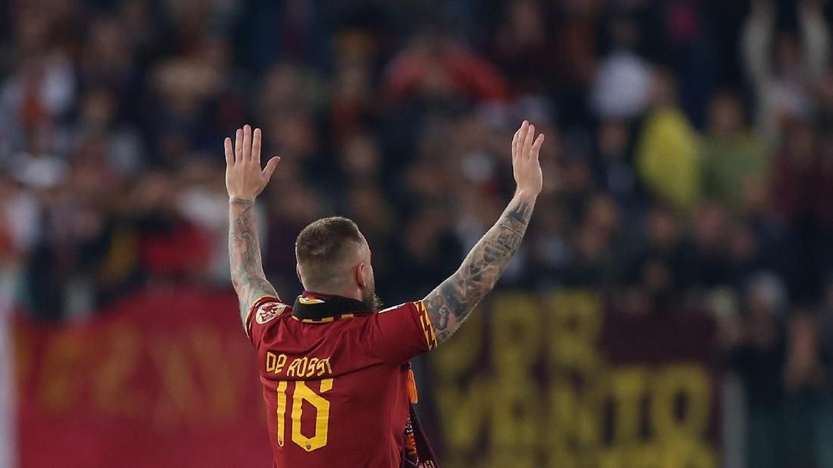 Daniele de Rossi pilih bergabung dengan Boca Juniors karena masih berhasrat untuk terus bermain (Foto: Paolo Bruno/Getty Images)