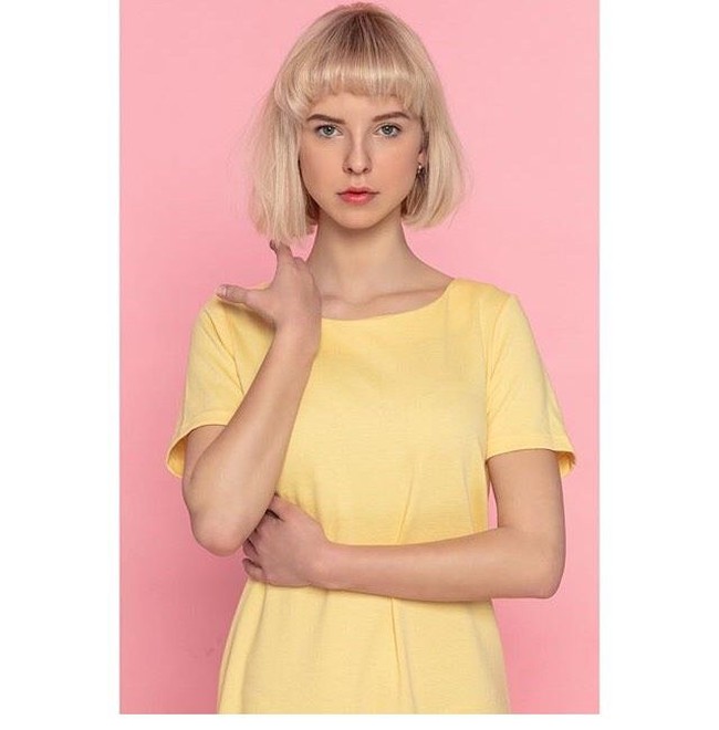 “Saya sangat bodoh. Saya tidak akan mengatakan apa yang mendorong saya, mengapa saya melakukannya, karena ini lebih merupakan urusan pribadi, tetapi saya benar-benar ingin meminta maaf kepada semua orang, imbuhnya. (Foto: Instagram/@juliaslonskaa)