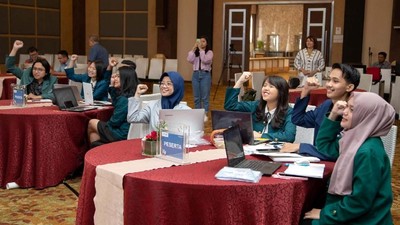 Melihat Keseruan Final Kompetisi Menulis di Jogja