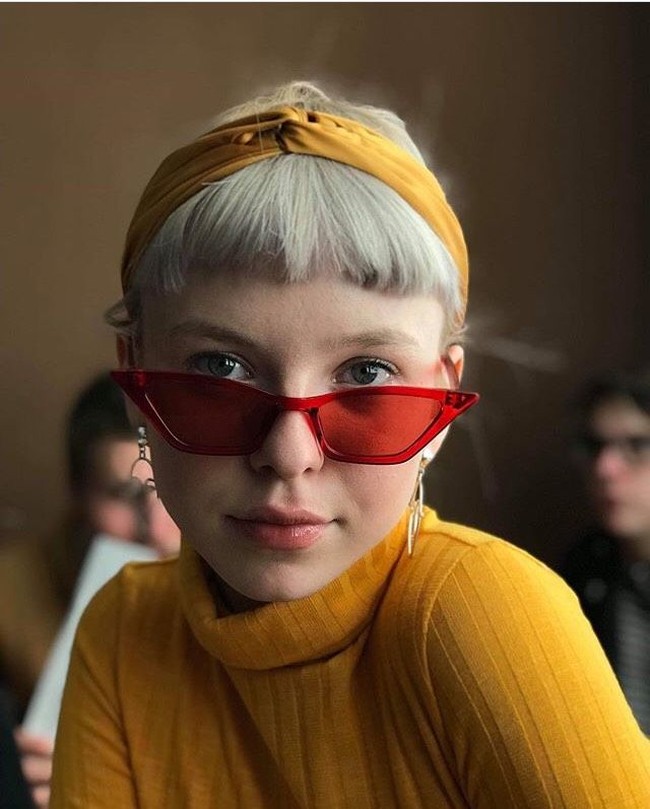 Permintaan maafnya tidak banyak membendung kritik, karena banyak orang terus menyuarakan kemarahan mereka di internet, bahkan menyerukan agar dia ditangkap. (Foto: Instagram/@juliaslonskaa)