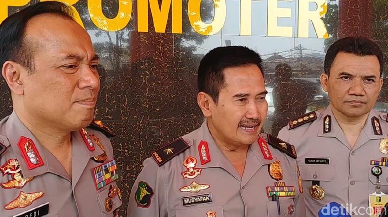 8 Polisi Korban Rusuh 22 Mei Masih Dirawat di RS Polri, 3 Harus Dioperasi 8 Polisi Korban Rusuh 22 Mei Masih Dirawat di RS Polri, 3 Harus Dioperasi