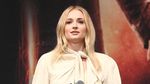 Tinggalkan Sansa, Ini Penampilan Sophie Turner Jadi Jean Grey