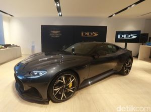 Jelang Lebaran, Aston Martin DBS Superleggera Sapa Indonesia