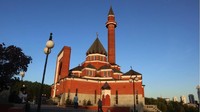 Masjid Memorialnaya di Moskow, Rusia. Di Moskow umat Islam harus berpuasa dari pukul 02.00 pagi hingga pukul 21.00 malam atau hampir 19 jam lamanya. (M Ainul Yaqin/Istimewa)