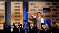 Chris Hemsworth saat ditemui di acara Fans Event Men In Black di Bali pada Senin (27/5). Anthony Kwan/Getty Images for Sony Pictures Entertainment