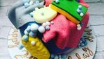 Uniknya Tren Cake dengan Hiasan Sabun dan Alat Bersih-bersih