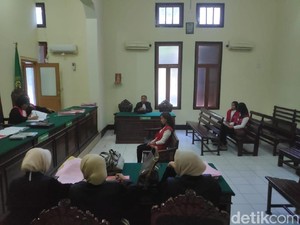 Siska, Muncikari Vanessa Angel Dituntut 7 Bulan