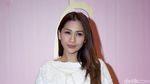 Ditanya Soal Suaminya, Ini Jawaban Tata Janeeta