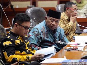 Bahas RUU Pesantren, Rapat Komisi VIII DPR-Menag Hujan Interupsi