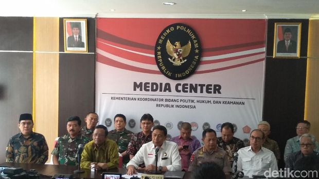 Jadi Target Pembunuhan Perusuh 22 Mei, Wiranto: Kita Tidak Surut!