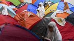 Potret Warga Berkemah untuk Iktikaf di Minggu Terakhir Ramadhan