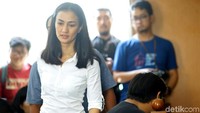 Putri Ratna Sarumpaet, Atiqah Hasiholan, turut hadir di sidang tuntutan Ratna Sarumpaet di PN Jakarta Selatan.