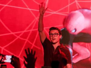 Karier Spider-Man Tanda Tanya, Tom Holland Digandeng Pixar