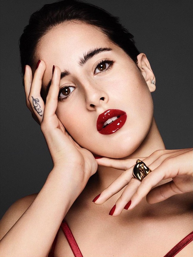 Menjadi model yang kini dilabeli sebagai model pertama Arab Saudi, Taleedah berharap bisa menginspirasi wanita muda lainnya di manapun. Menurutnya pencapaiannya ini bukti bahwa wanita bisa mencapai mimpi mereka asalkan mereka gigih untuk meraihnya. Foto: Instagram @taleedah