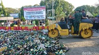 Ribuan botol miras disita dalam razia cipta kondisi yang dilaksanakan jajaran Polres Cilegon selama dua bulan. Razia gencar dilakukan menjelang Ramadan dan saat Ramadan.