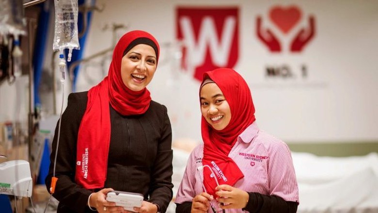 Universitas Western Sydney Luncurkan Hijab Untuk Mahasiswi Keperawatan Universitas Western Sydney Luncurkan Hijab Untuk Mahasiswi Keperawatan