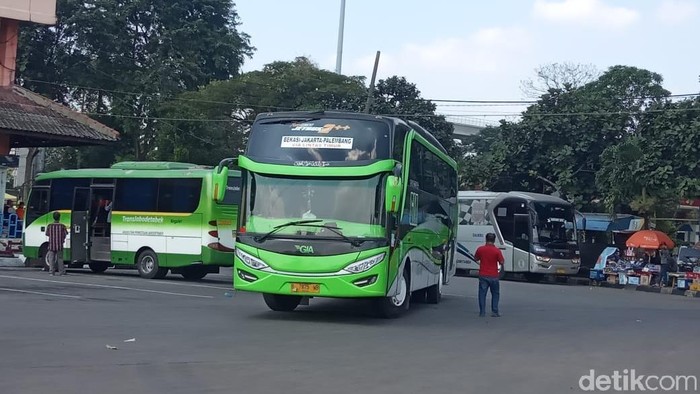 Suasana di Kampung Rambutan