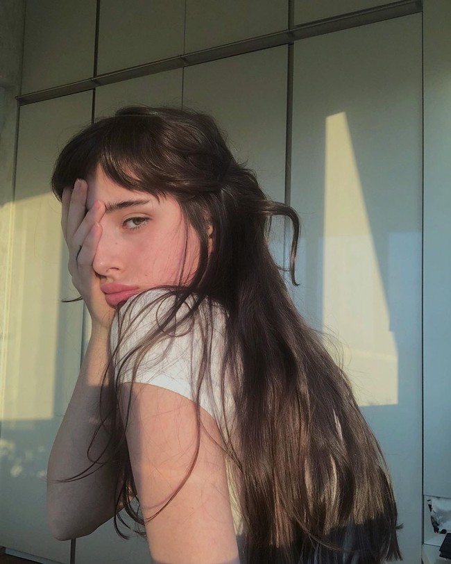 Taleedah yang menempuh pendidikan di British International School of Jeddah ini berharap tetap bisa menyeimbangkan antara karier dan pendidikannya. Dia pun berencana pindah ke Milan untuk bisa menjadi model sekaligus mahasiswa. Foto: Instagram @taleedah