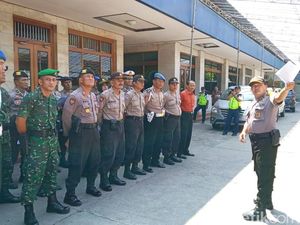 300 Personel Disiapkan untuk Salam Tempel Perusahaan Rokok Ini