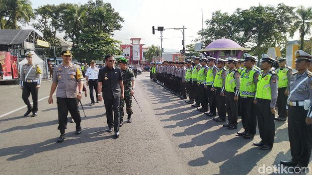 Tim Derek-Urai Kawal Jalur Mudik di Jalur Mudik Ciamis
